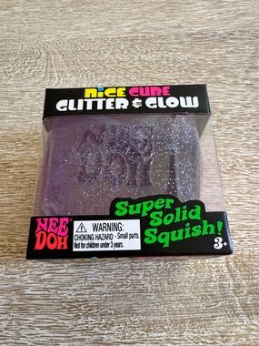 NeeDoh Nice Cube Glitter & Glow - Purple